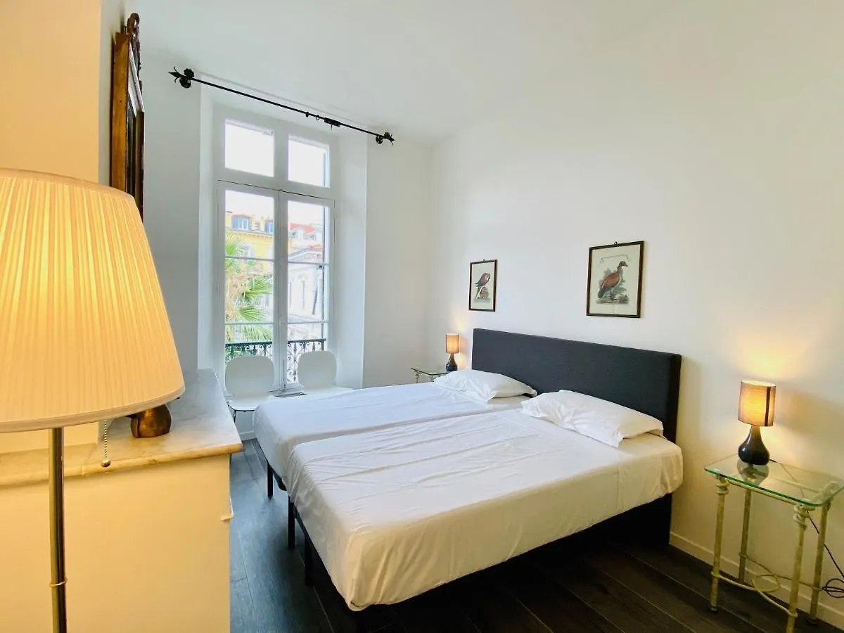 Cozy 2 Bedroom Apartment In The Centre Of Cannes Near The Croisette France